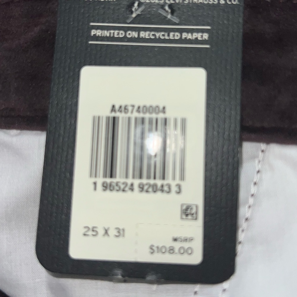 🎉HOST PICK🎉 NWT LEVI’S PLUM VELVET WIDE LEG BAGGY LEG PANTS SZ 25x31 - Picture 12 of 13